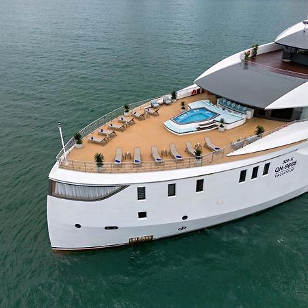 Hotel Grand Pioneers Halong Bay Cruise 2 Hạ Long Exterior foto