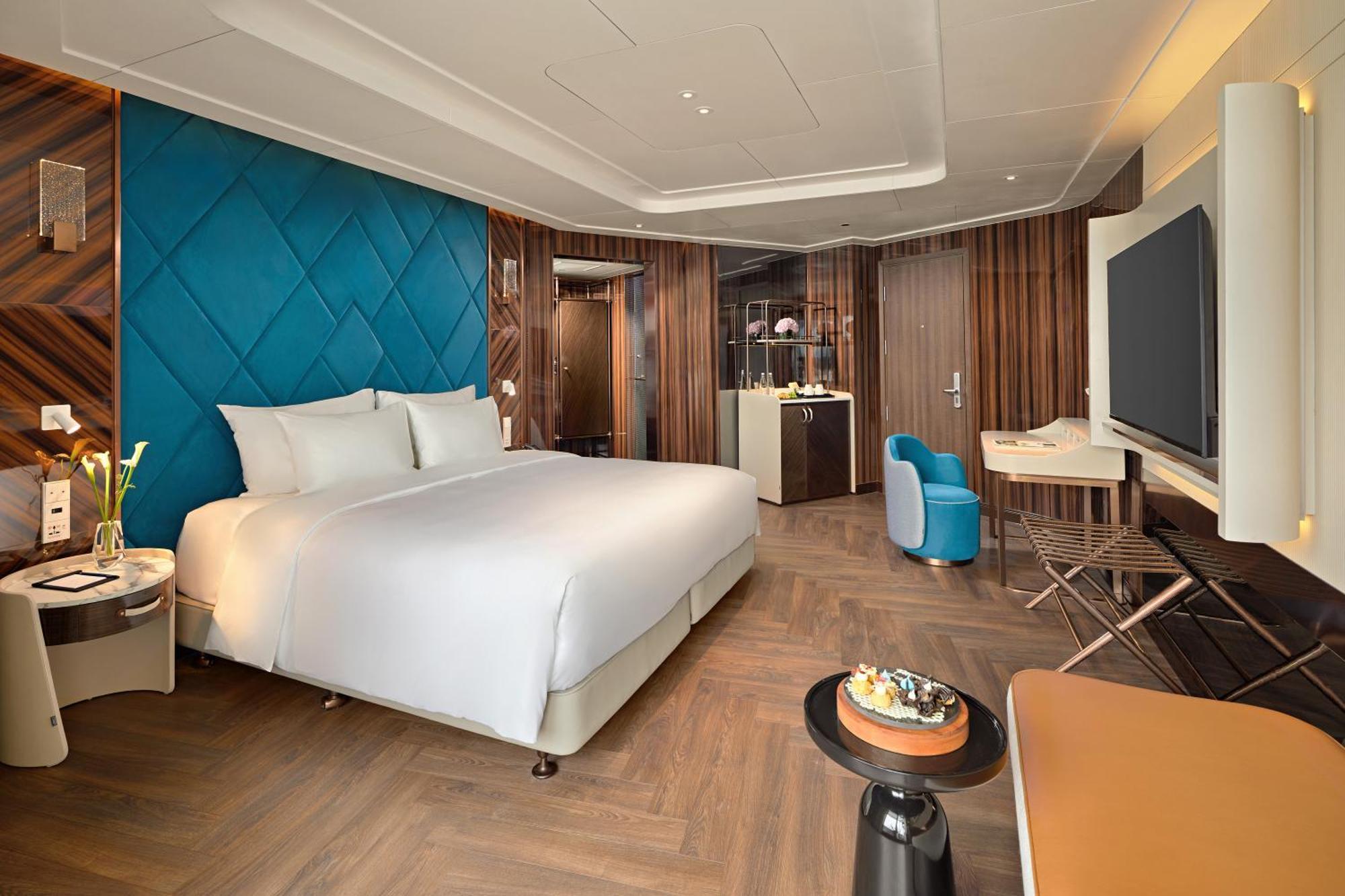 Hotel Grand Pioneers Halong Bay Cruise 2 Hạ Long Exterior foto