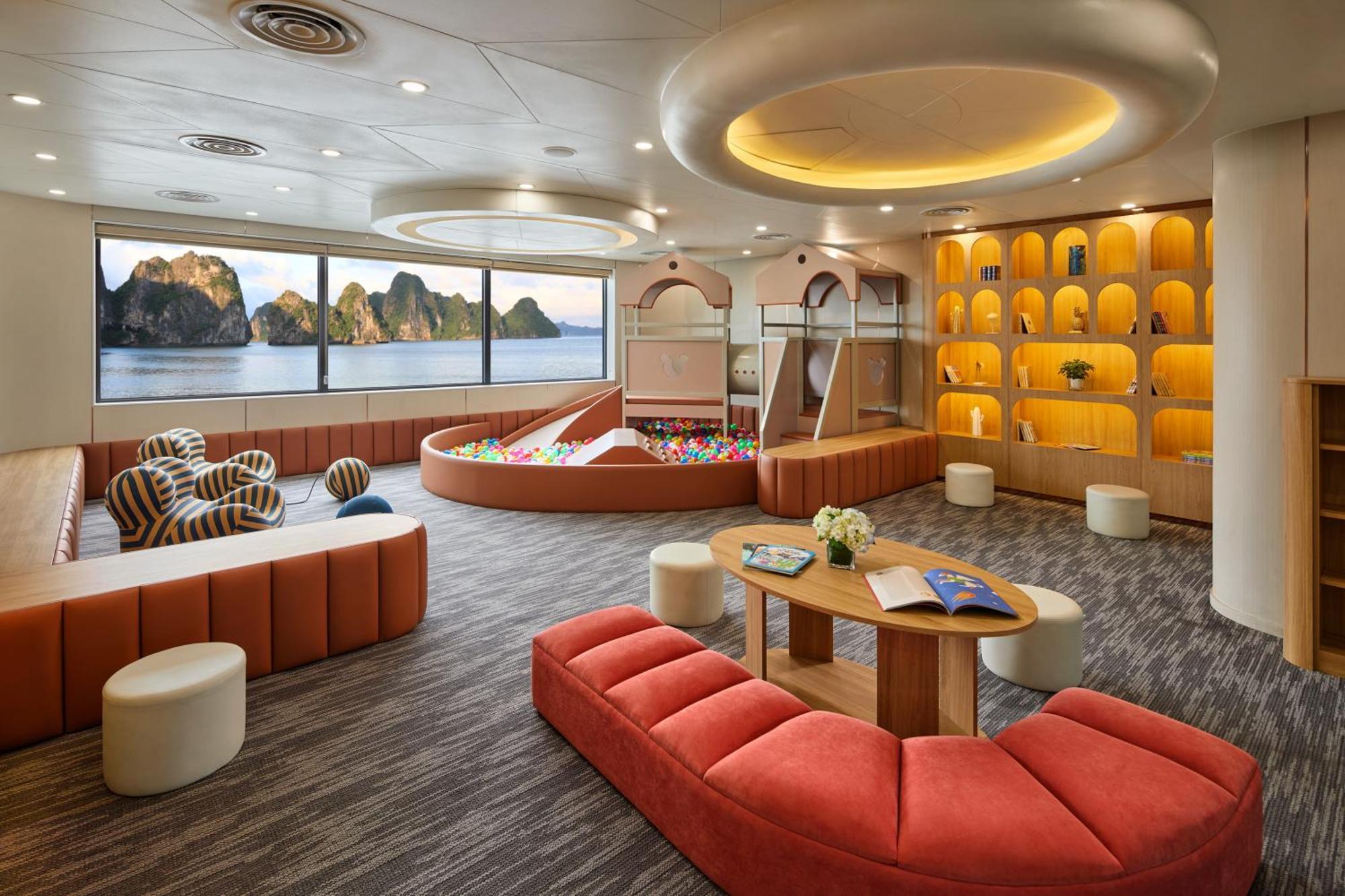 Hotel Grand Pioneers Halong Bay Cruise 2 Hạ Long Exterior foto